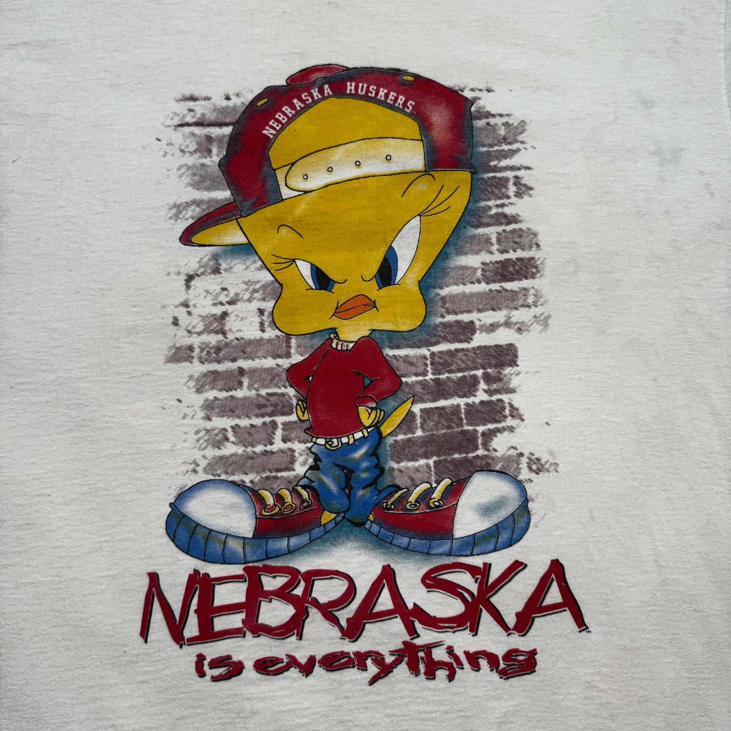 1990s Tweety Bird Nebraska Huskers White Graphic T-Shirt